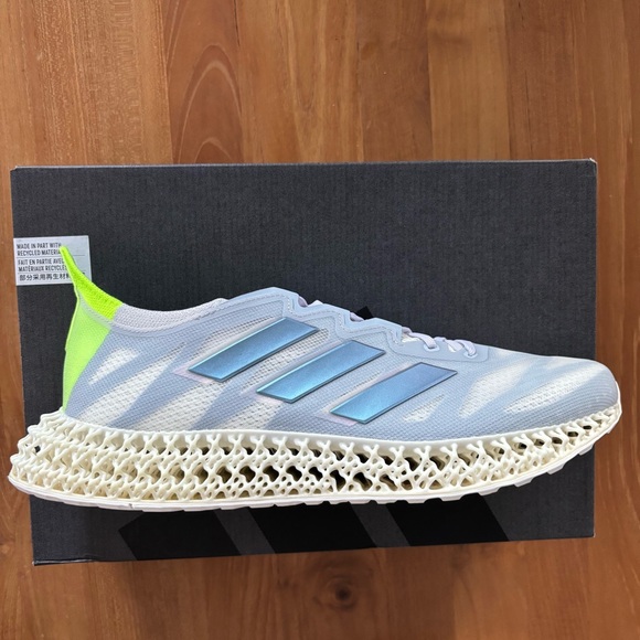 New adidas 4DFWD 3 M running shoes - Picture 1 of 13